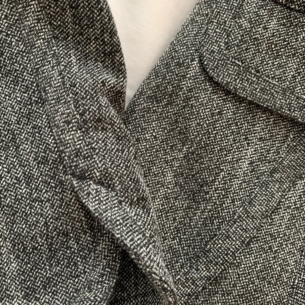 Blazer - Picture 4 of 4